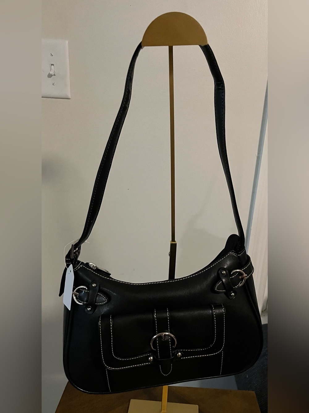Classic Black Shoulder Bag with Contrast Stitching - Vegan Leather